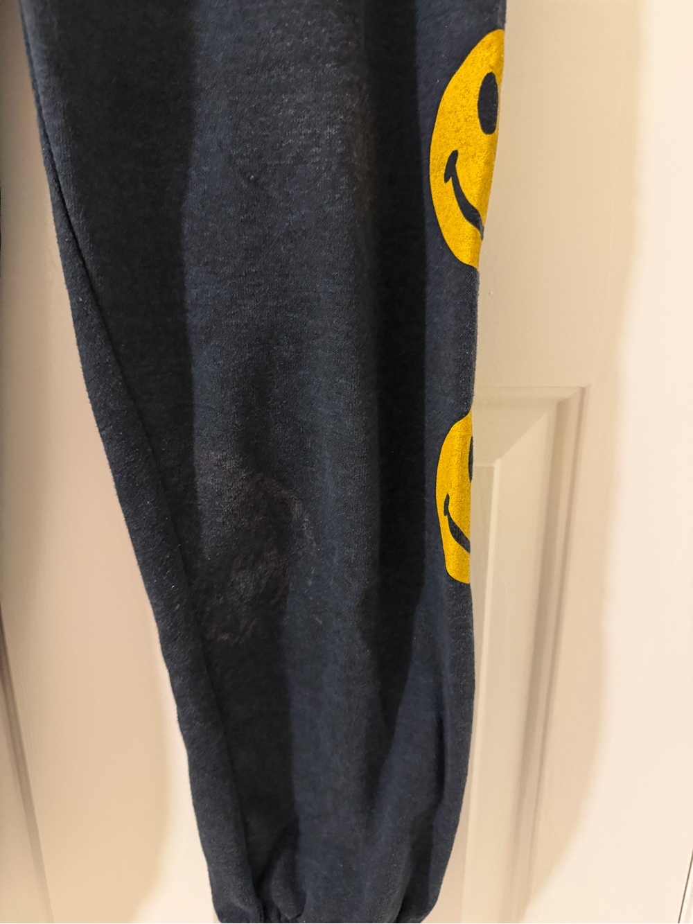 Aviator Nation Women’s Smiley Sweatpants Size medium *flaw in last picture - Picture 5 of 5